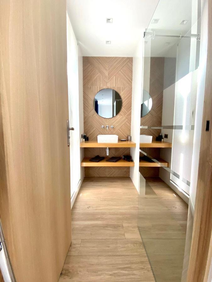 Magnifique Studio A Deux Pas Du Port De แซ็ง-ทรอเป ภายนอก รูปภาพ